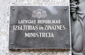 file42522510_izglitibas_un_zinatnes_ministrija